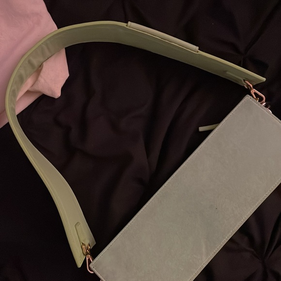 AUTHENTIC Green Suede Jacquemus Le CiuCiu Bag, barely used with dust bag - Picture 8 of 11